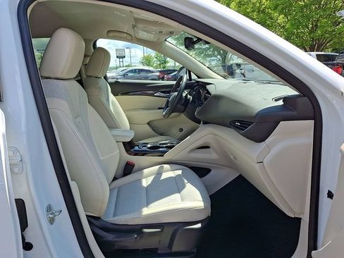 Certified 2022 Buick Envision Preferred FWD image 25