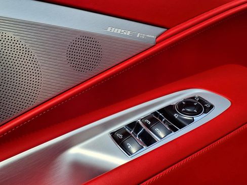 Used 2025 Chevrolet Corvette Stingray Premium Conv w/ Z51 Performance Package image 12