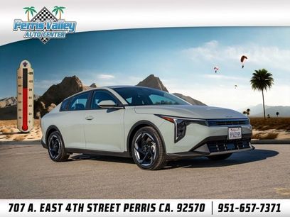 Certified 2025 Kia K4 EX