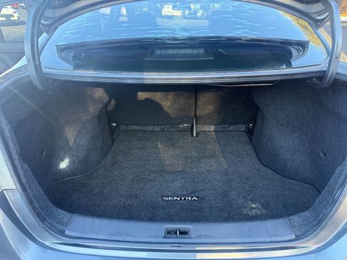 Used 2015 Nissan Sentra S image 16