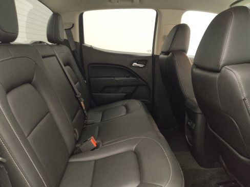 Used 2015 Chevrolet Colorado LT w/ Luxury Package image 19