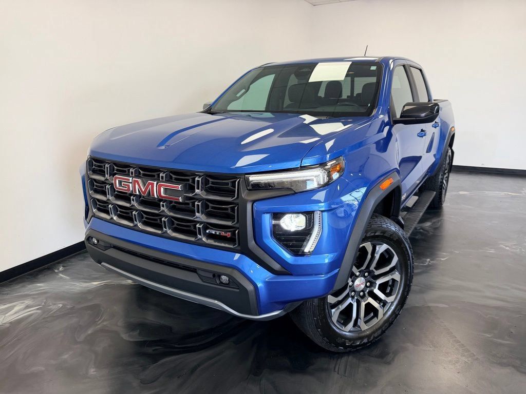 Used 2023 GMC Canyon AT4 w/ AT4 Premium Package AWD/4WD image 17