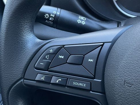 New 2025 Nissan Versa S image 21