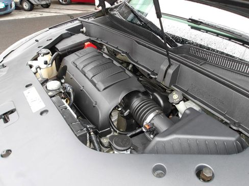 Used 2015 Chevrolet Traverse LS image 21