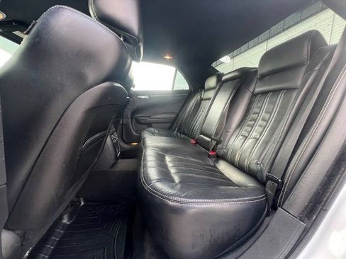 Used 2015 Chrysler 300 S image 26