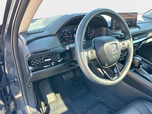Used 2023 Honda Accord EX-L image 17