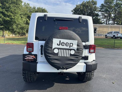 Used 2016 Jeep Wrangler Sahara w/ Trailer Tow Group AWD/4WD image 6