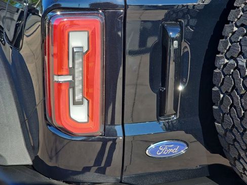 New 2025 Ford Bronco Outer Banks w/ Sasquatch Package image 39