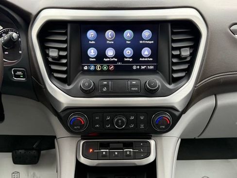 Used 2023 GMC Acadia SLT image 36