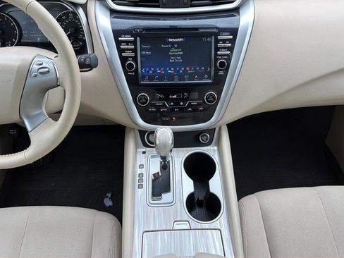 Used 2017 Nissan Murano SV w/ Visibility Package AWD/4WD image 8