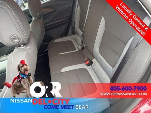 Used 2023 Chevrolet TrailBlazer LT FWD image 11