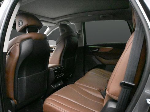 Used 2024 Acura MDX SH-AWD w/ Technology Package image 10