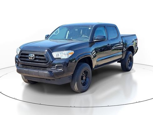 Used 2020 Toyota Tacoma SR AWD/4WD image 2