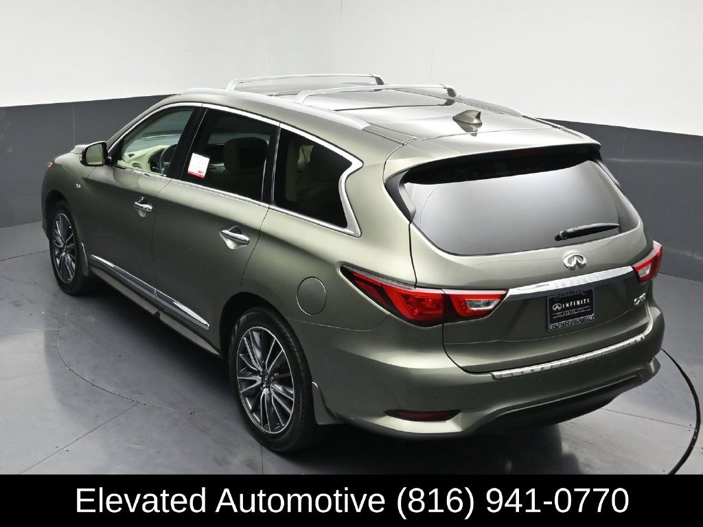 Used 2017 INFINITI QX60 Luxe w/ Deluxe Technology Package AWD/4WD image 35