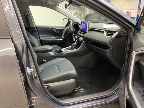 Used 2024 Toyota RAV4 LE image 42