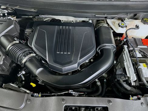 Used 2025 GMC Acadia Elevation image 34