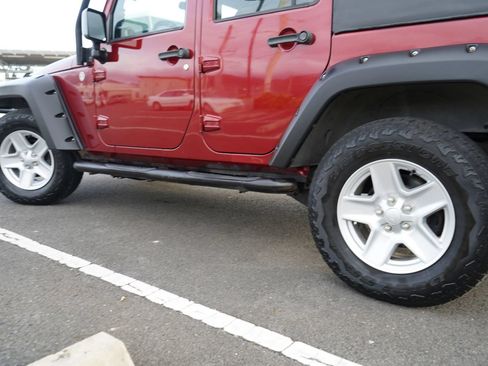 Used 2012 Jeep Wrangler Unlimited Sport AWD/4WD image 6