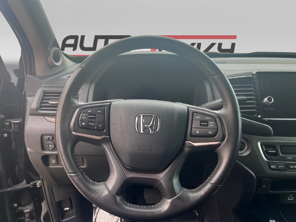 Used 2025 Honda Ridgeline RTL image 12