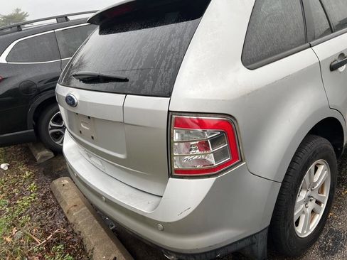 Used 2010 Ford Edge SE image 25