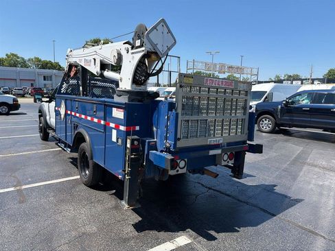 Used 2015 Ford F550 4x4 Regular Cab Super Duty image 8