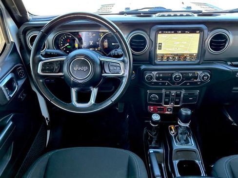 Used 2021 Jeep Wrangler Unlimited Rubicon 4xe image 18