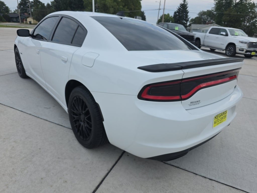Used 2017 Dodge Charger R/T RWD image 7