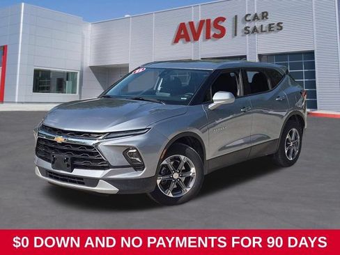 Used 2025 Chevrolet Blazer LT FWD image 1