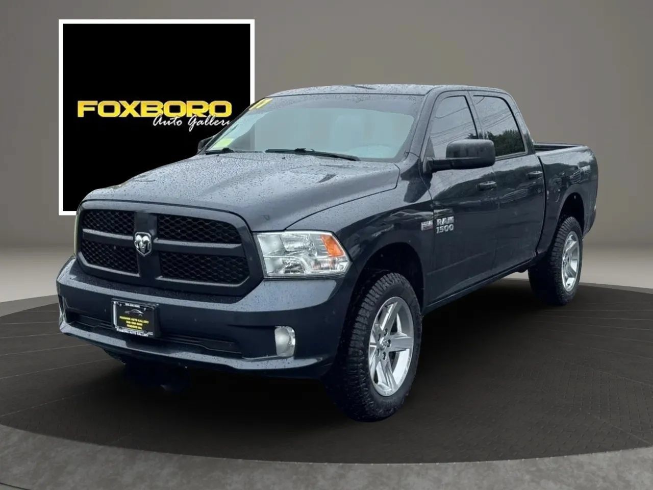 Used 2017 RAM 1500 Express AWD/4WD image 1