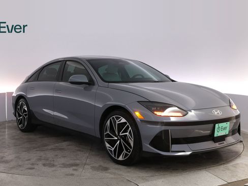 Used 2024 Hyundai Ioniq 6 SEL RWD image 13