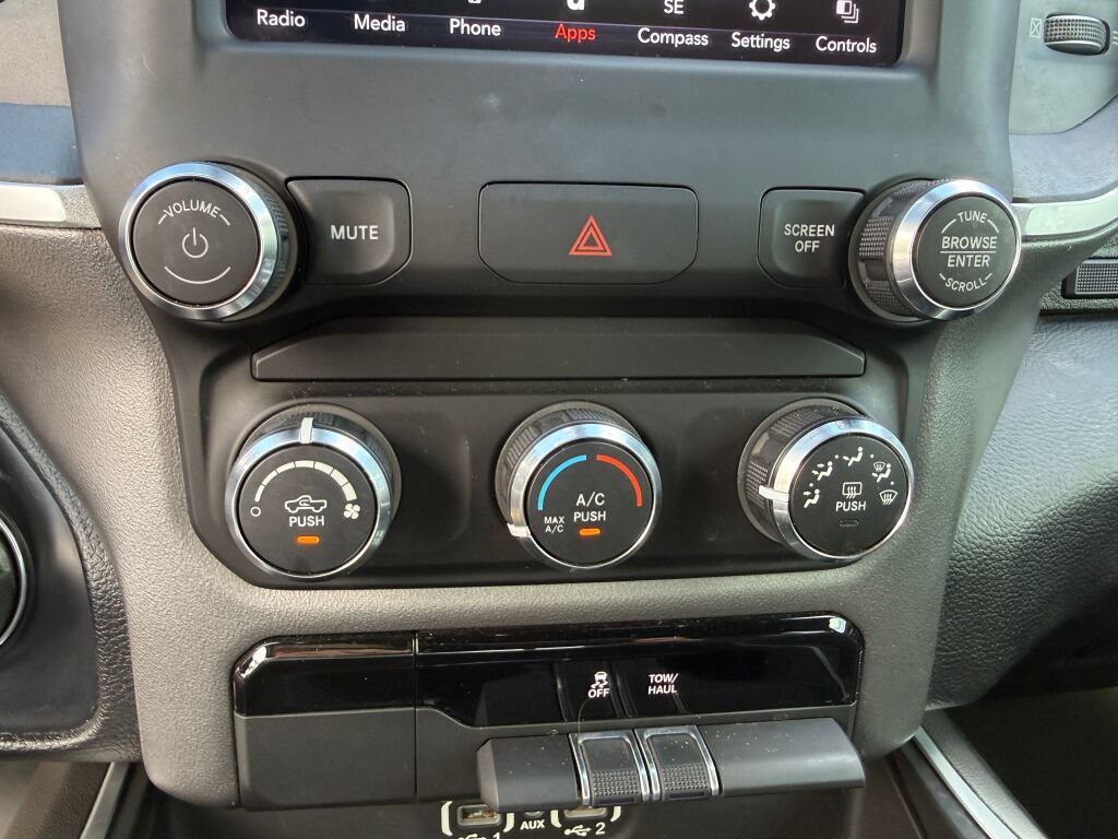 Used 2020 RAM 1500 Big Horn RWD image 25