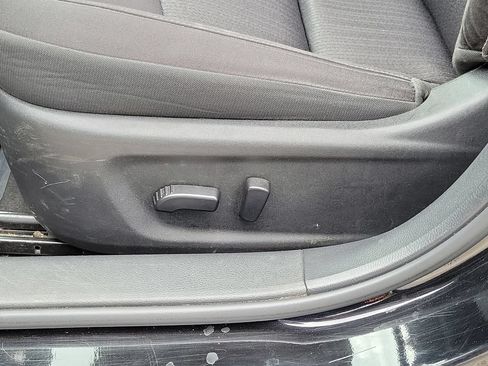 Used 2023 Nissan Altima 2.5 SV FWD image 15