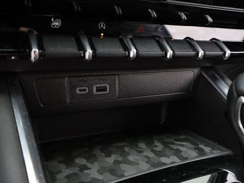Used 2026 GMC Canyon AT4 AWD/4WD image 22