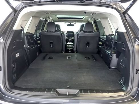 Used 2022 Subaru Ascent Limited w/ Technology Package AWD/4WD image 33