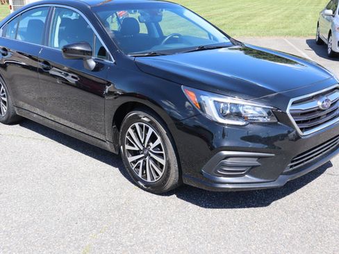 Used 2019 Subaru Legacy 2.5i Premium AWD/4WD image 9