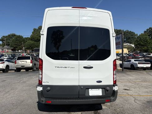 Used 2017 Ford Transit 250 148 High Roof RWD image 4