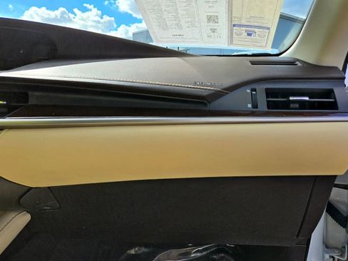 Used 2018 Lexus ES 350 image 46