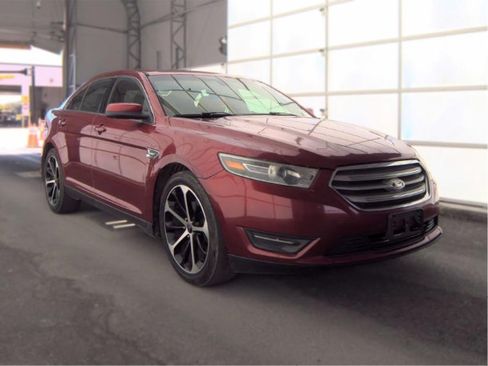 Used 2015 Ford Taurus SEL w/ Equipment Group 201A FWD image 2