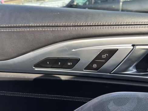 Used 2021 BMW M850i xDrive Convertible image 19