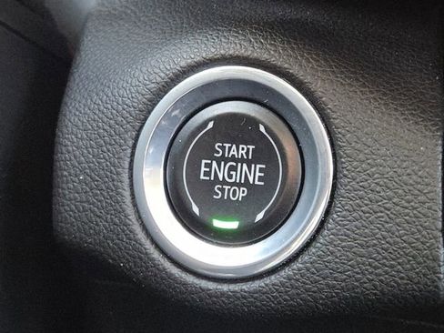 Used 2021 Buick Envision Essence image 13
