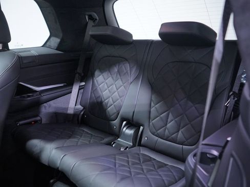 New 2026 BMW X7 xDrive40i w/ M Sport Package image 10