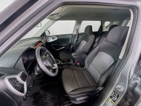 Used 2022 Kia Soul LX w/ Technology Package image 20