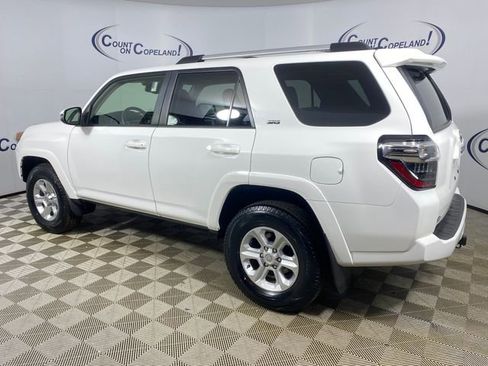 Certified 2023 Toyota 4Runner SR5 Premium w/ Moonroof Package image 4