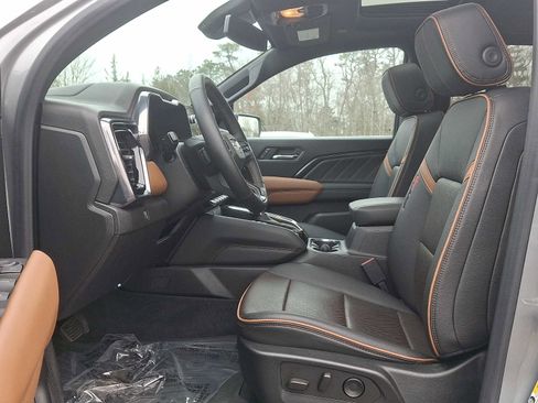 Certified 2023 GMC Canyon AT4 w/ AT4 Premium Package image 15