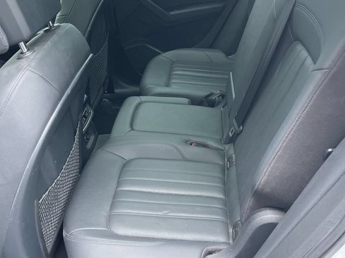 Used 2018 Audi Q5 2.0T Premium Plus w/ Premium Plus Package AWD/4WD image 13