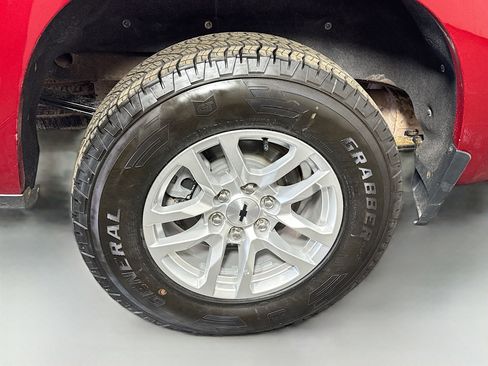 Used 2021 Chevrolet Silverado 1500 RST w/ Z71 Off-Road Package image 32