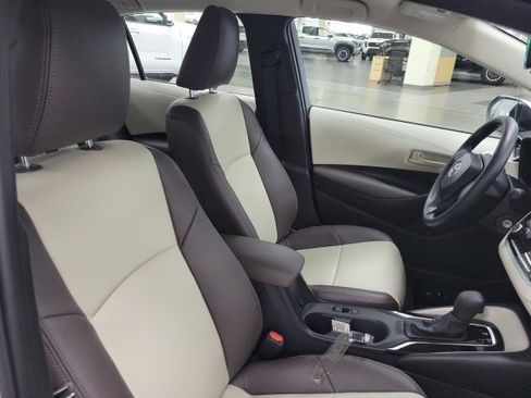 New 2026 Toyota Corolla LE image 13