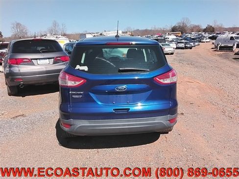 Used 2013 Ford Escape S image 7