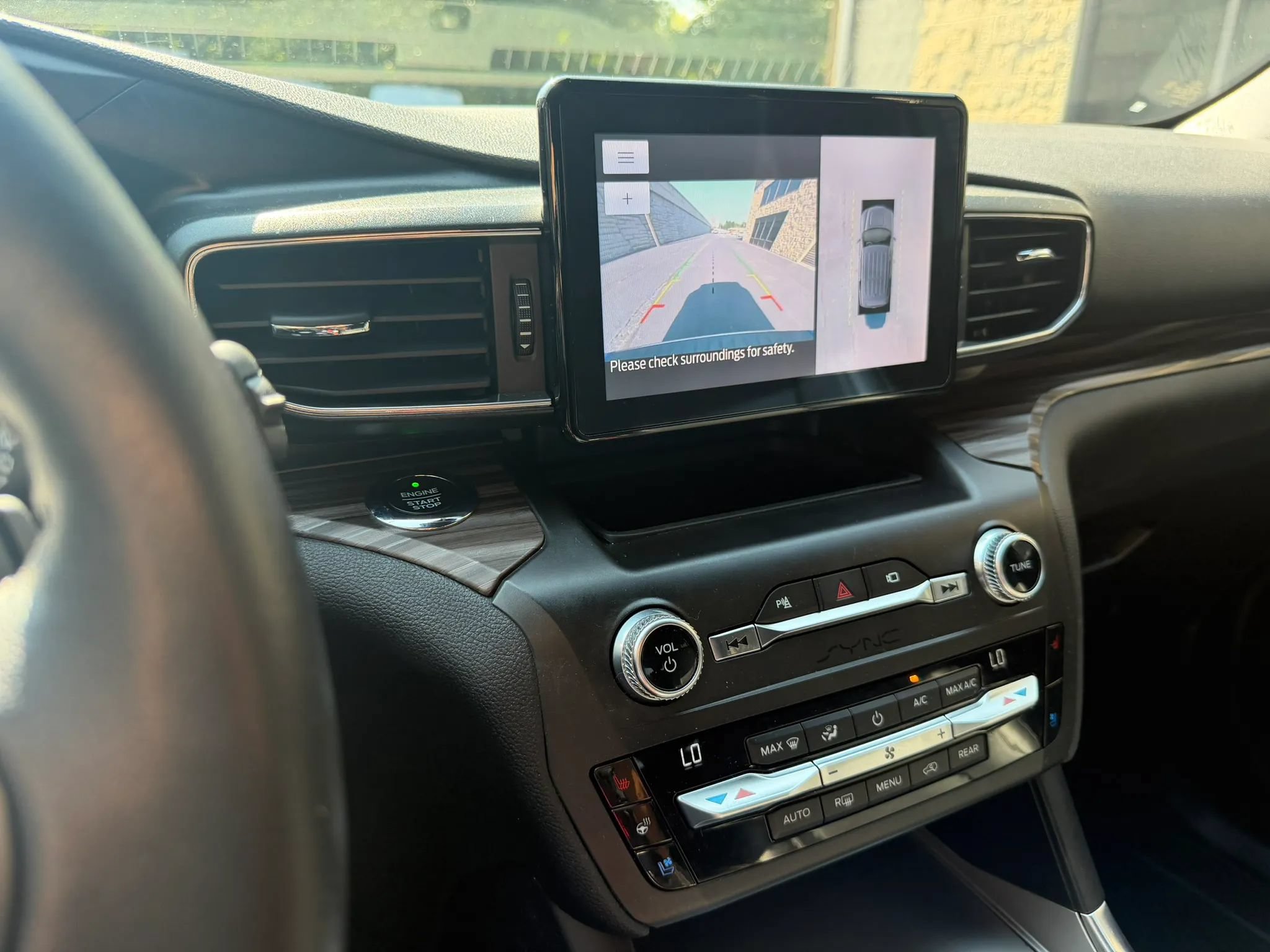 Used 2020 Ford Explorer Limited AWD/4WD image 42