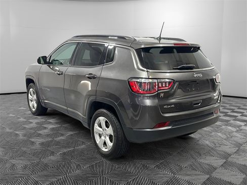 Used 2019 Jeep Compass Latitude w/ Popular Equipment Group image 3