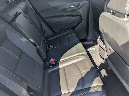 Used 2024 Chevrolet Equinox Premier image 26